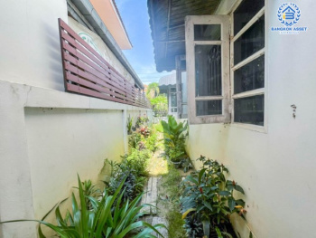 *****บ้านแฝดมือสองชั้นเดียว ย่านนนทบุรี ม.อุดมทรัพย์ บางศรีเมือง บนเนื้อที่ 31.6 ตร.ว. มาพร้อมฟังก์ชัน 3 ห้องนอน 2 ห้องน้ำ จอดรถ 1 คัน แถมฟรี เครื่องปรับอากาศ 1 เครื่อง บนทำเลศักยภาพ เชื่อมต่อถนนหลายเส้นทาง ใกล้จุดขึ้นทางด่วนฉลองรัช